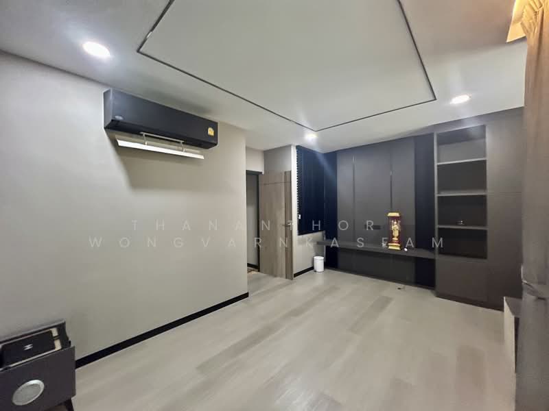 Baan Klang Muang S-Sense Rama 9-Ladprao : บ้านกลางเมือง เอสเซ้นส์ พระราม 9-ลาดพร้าว, กรุงเทพ, ซอยลาดพร้าว 84 ถนนลาดพร้าว, วังทองหลาง, กรุงเทพ, 132 ตร.ม., ทาวน์เฮ้าส์ ให้เช่า, โดย Thananthorn Wongvarnkaseam, 500404723 - DDproperty.com