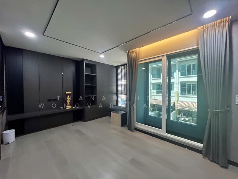 Baan Klang Muang S-Sense Rama 9-Ladprao : บ้านกลางเมือง เอสเซ้นส์ พระราม 9-ลาดพร้าว, กรุงเทพ, ซอยลาดพร้าว 84 ถนนลาดพร้าว, วังทองหลาง, กรุงเทพ, 132 ตร.ม., ทาวน์เฮ้าส์ ให้เช่า, โดย Thananthorn Wongvarnkaseam, 500404723 - DDproperty.com