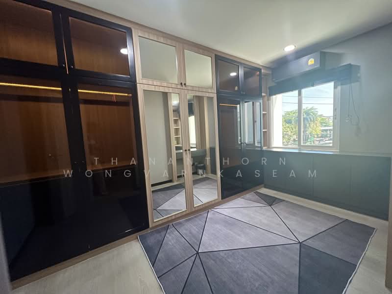 Baan Klang Muang S-Sense Rama 9-Ladprao : บ้านกลางเมือง เอสเซ้นส์ พระราม 9-ลาดพร้าว, กรุงเทพ, ซอยลาดพร้าว 84 ถนนลาดพร้าว, วังทองหลาง, กรุงเทพ, 132 ตร.ม., ทาวน์เฮ้าส์ ให้เช่า, โดย Thananthorn Wongvarnkaseam, 500404723 - DDproperty.com