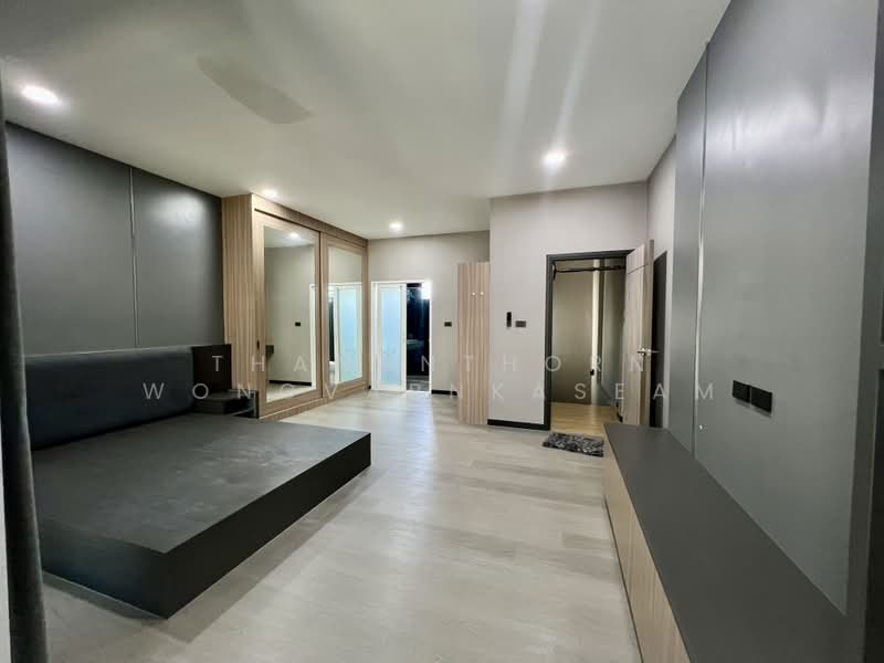 Baan Klang Muang S-Sense Rama 9-Ladprao : บ้านกลางเมือง เอสเซ้นส์ พระราม 9-ลาดพร้าว, กรุงเทพ, ซอยลาดพร้าว 84 ถนนลาดพร้าว, วังทองหลาง, กรุงเทพ, 132 ตร.ม., ทาวน์เฮ้าส์ ให้เช่า, โดย Thananthorn Wongvarnkaseam, 500404723 - DDproperty.com