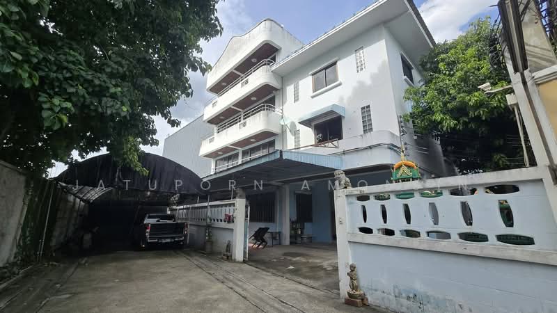 "อาคาร 861 ตร.ม. ทำเลเกษตร-นวมินทร์ เพียง 18.5 ล้าน! เหมาะทำสำนักงานใหญ่ โกดัง หรือซื้อเก็บลงทุน", Bangkok, Tha Rang, Bang Khen, Bangkok, 8 Bedrooms, 861 sqm, Single Detached House For Sale, by Jatuporn Amonsin, 500404735 - DDproperty.com