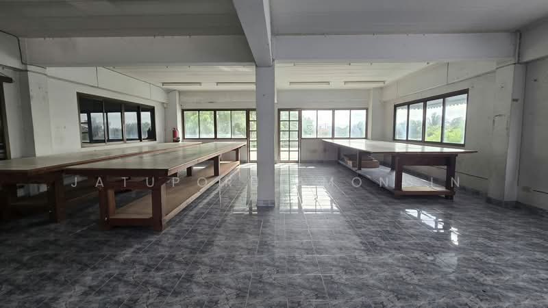 "อาคาร 861 ตร.ม. ทำเลเกษตร-นวมินทร์ เพียง 18.5 ล้าน! เหมาะทำสำนักงานใหญ่ โกดัง หรือซื้อเก็บลงทุน", Bangkok, Tha Rang, Bang Khen, Bangkok, 8 Bedrooms, 861 sqm, Single Detached House For Sale, by Jatuporn Amonsin, 500404735 - DDproperty.com