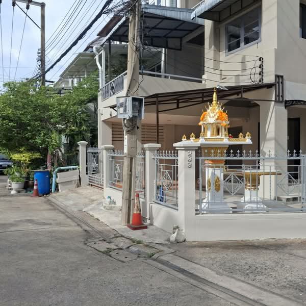 Sriwara Town in Town, Bangkok, Sriwara Road, Phlapphla, Wang Thonglang, Bangkok, 4 Bedrooms, 300 sqm, Townhouse For Rent, by คุณวรพรรษสร ศศิโรจน์โสภณ, 500404736 - DDproperty.com