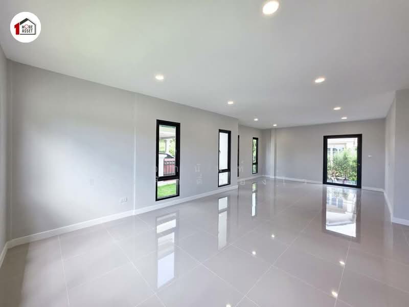 นันทวัน วงแหวน-รัตนาธิเบศร์, Nonthaburi, Sao Thong Hin, Bang Yai, Nonthaburi, 5 Bedrooms, 369 sqm, Single Detached House For Sale, by อานันท์ ขจรศักดิ์ว่องไว, 500404743 - DDproperty.com