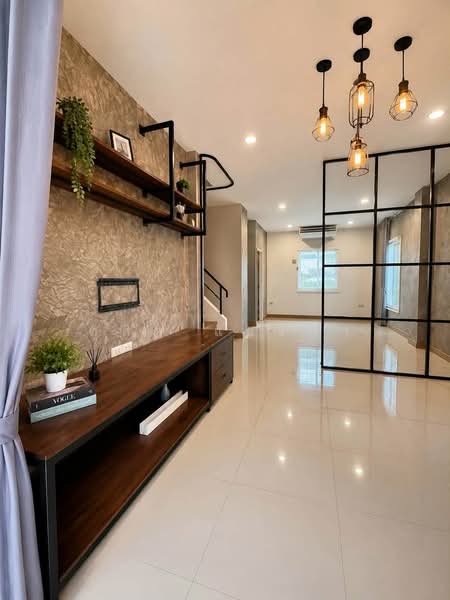 Tada Town Aura, Chon Buri (Pattaya), Nong - Kham, Si Racha, Chon Buri (Pattaya), 3 Bedrooms, 180 sqm, Single Detached House For Rent, by Dusit Saengfa, 500404772 - DDproperty.com