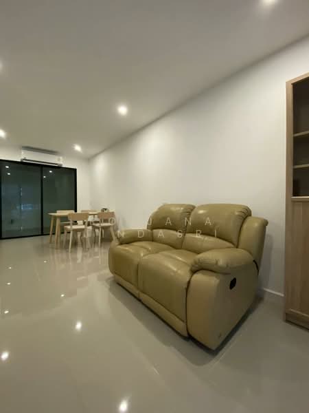 undefined, Bangkok, Hua Mak, Bang Kapi, Bangkok, 3 Bedrooms, 80 sqm, Townhouse For Rent, by Rojjana Jindasri, 500404834 - DDproperty.com