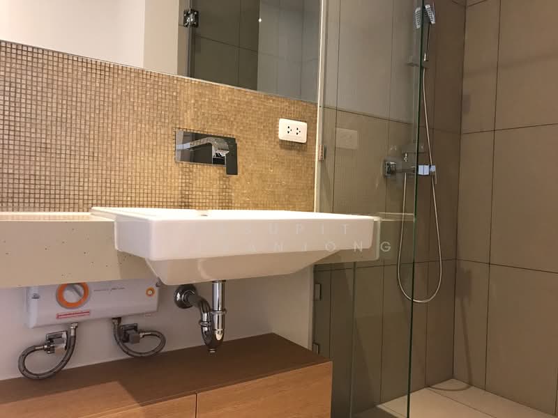 The Lofts Ekkamai, Bangkok, 1415 Sukhumvit Road, Phra Kanong Nua, Watthana, Bangkok, 1 Bedroom, 35 sqm, Condo For Rent, by Pasupit Ditbanjong, 500404853 - DDproperty.com