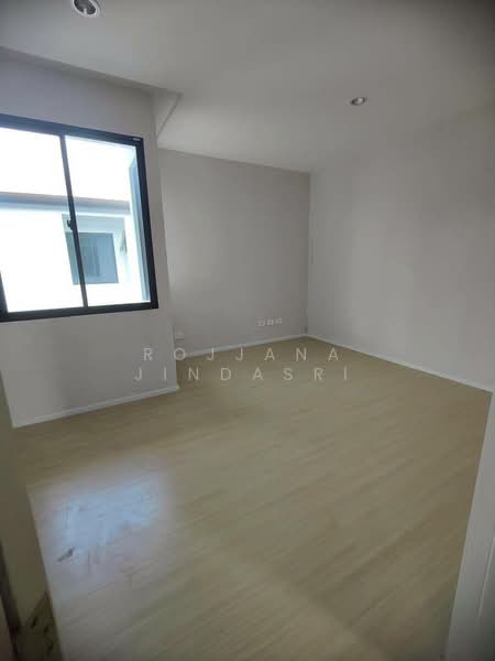 Nirvana Define Srinakarin-Rama 9, Bangkok, Srinakarin - Rom Klao Road, Saphan Sung, Bangkok, 3 Bedrooms, 230 sqm, Townhouse For Sale, by Rojjana Jindasri, 500404864 - DDproperty.com