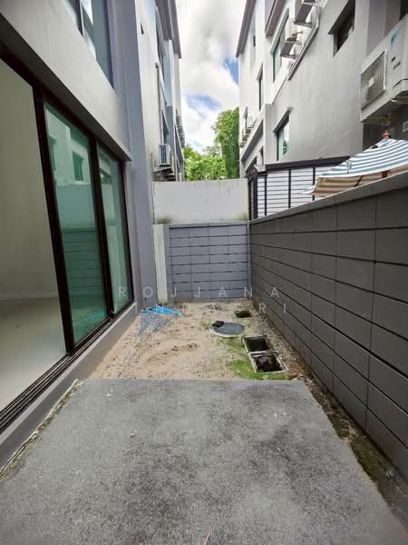Nirvana Define Srinakarin-Rama 9, Bangkok, Srinakarin - Rom Klao Road, Saphan Sung, Bangkok, 3 Bedrooms, 230 sqm, Townhouse For Sale, by Rojjana Jindasri, 500404864 - DDproperty.com