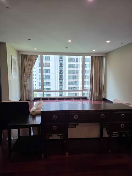 The Park Chidlom, Bangkok, 1 Petchaburi Road, Pathum Wan, Bangkok, 3 Bedrooms, 258 sqm, Condo For Rent, by Chutiphan Rerkrai, 500404871 - DDproperty.com
