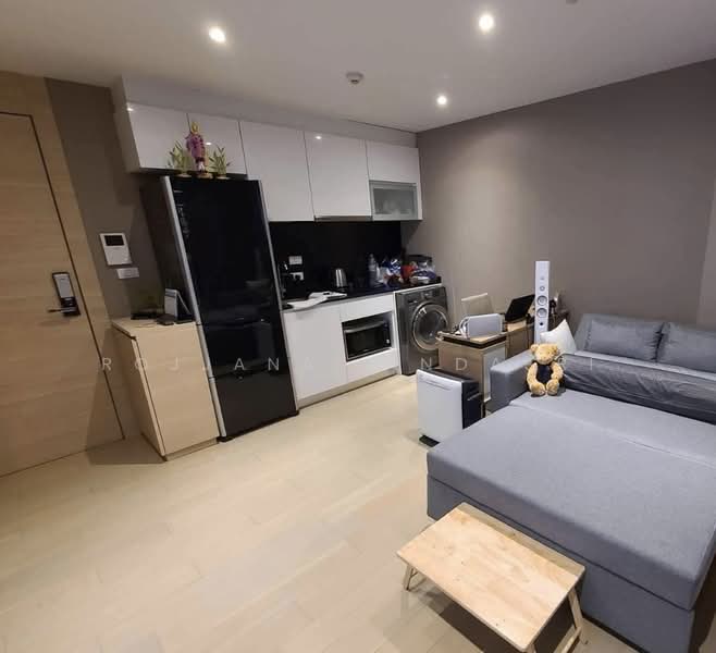 Klass Silom, Bangkok, 52 Silom Road, Silom, Bang Rak, Bangkok, 1 Bedroom, 42 sqm, Condo For Sale, by Rojjana Jindasri, 500404879 - DDproperty.com