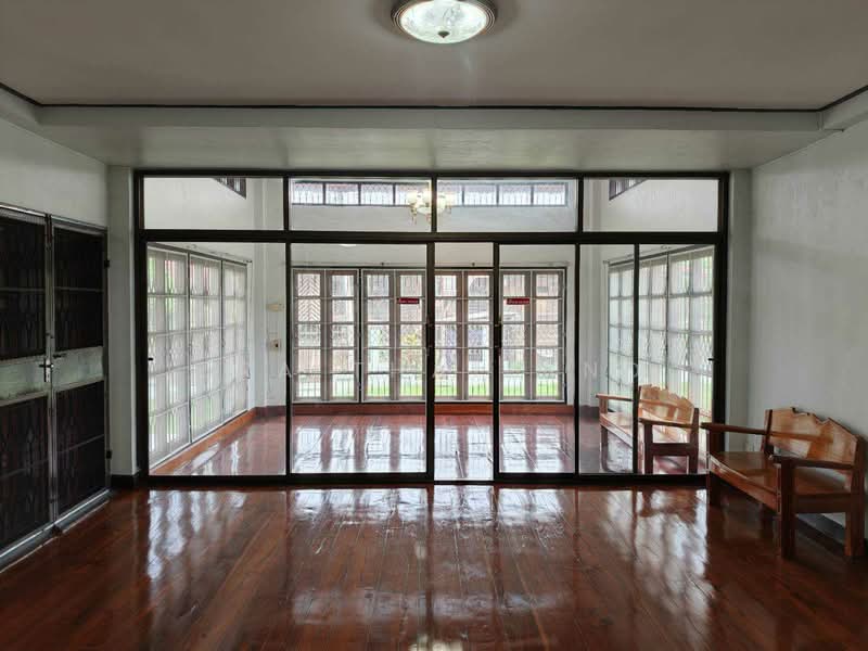ศรีพนมมาศ, Uttaradit, Sri Phanommat, Laplae, Uttaradit, 4 Bedrooms, 250 sqm, Single Detached House For Sale, by ERA Thailand, 500404902 - DDproperty.com