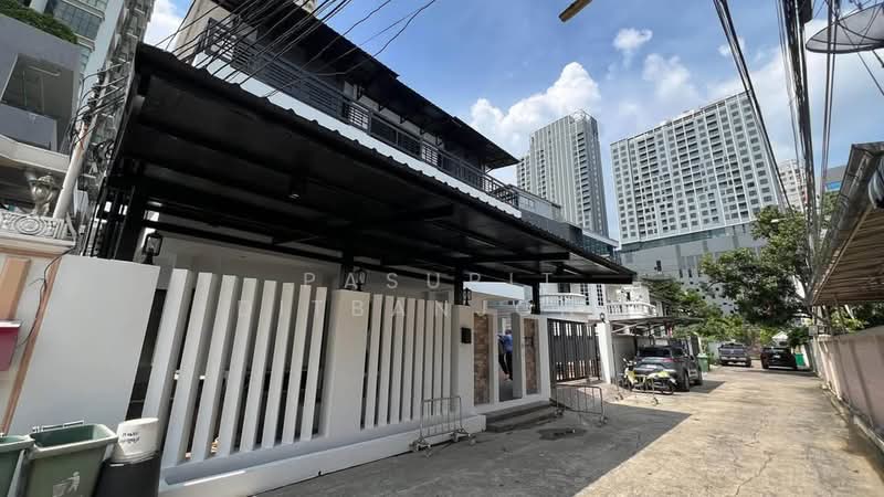 5-BR House, Bangkok, Khong Tan, Khlong Toei, Bangkok, 5 Bedrooms, 495 sqm, Single Detached House For Rent, by Pasupit Ditbanjong, 500404906 - DDproperty.com