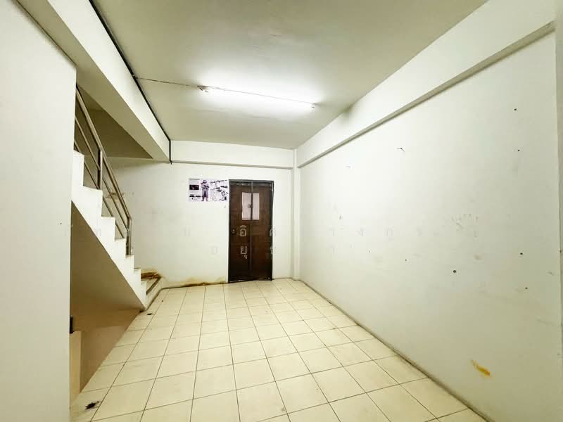 อาคารพาณิชย์ 4.5ชั้น เอ็ม ที ซิตี้ คลองหลวง, Pathum Thani, Khlong Song, Khlong Luang, Pathum Thani, , 80 sqm, Shophouse For Sale, by ภัทรนัน อิศรางกูร ณ อยุธยา, 500404933 - DDproperty.com