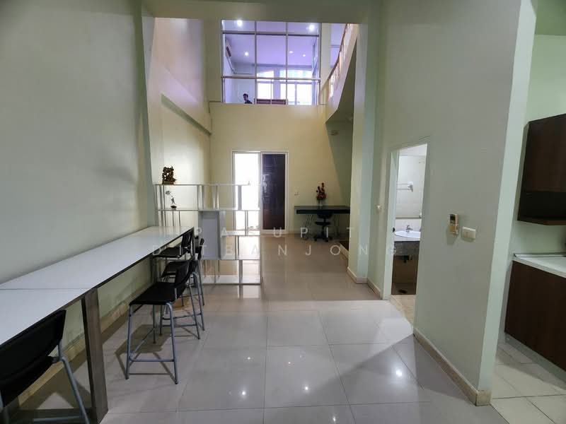 undefined, Bangkok, Bang Chak, Phra Khanong, Bangkok, 4 Bedrooms, 250 sqm, Townhouse For Sale, by Pasupit Ditbanjong, 500404950 - DDproperty.com
