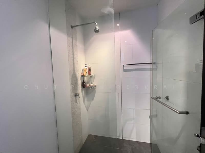 The Lofts Yennakart, Bangkok, 366 ์Soi Nang Linchi Yenakat Road, Chong Nonsi, Yan Nawa, Bangkok, 2 Bedrooms, 68 sqm, Condo For Sale, by Chutiphan Rerkrai, 500404955 - DDproperty.com