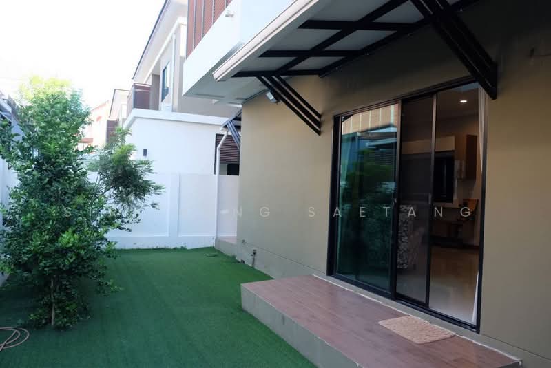 Villa Arcadia Srinakarin : วิลล่า อะคาเดีย ศรีนครินทร์, สมุทรปราการ, ซอย หมู่บ้านวิลล่าอะคาเดียศรีนครินทร์, บางแก้ว, บางพลี, สมุทรปราการ, 230 ตร.ม., บ้านเดี่ยว ให้เช่า, โดย Sirithong Saetang, 500404960 - DDproperty.com