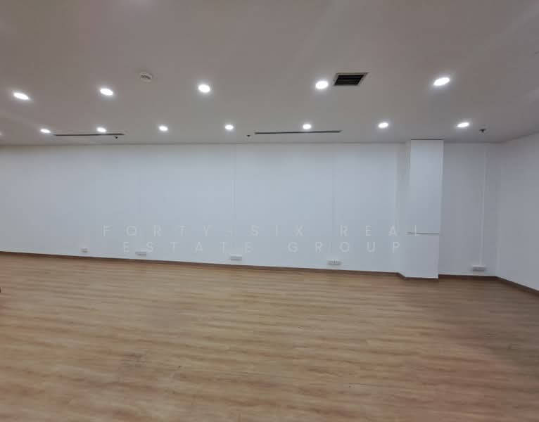 ให้เช่า! อาคารเจ้าพระยาทาวเวอร์ ใกล้รถไฟฟ้า ท่าเรือ, Bangkok, Bang Rak, Bangkok, , 69 sqm, Shophouse For Rent, by Forty-Six Real Estate Group, 500404980 - DDproperty.com