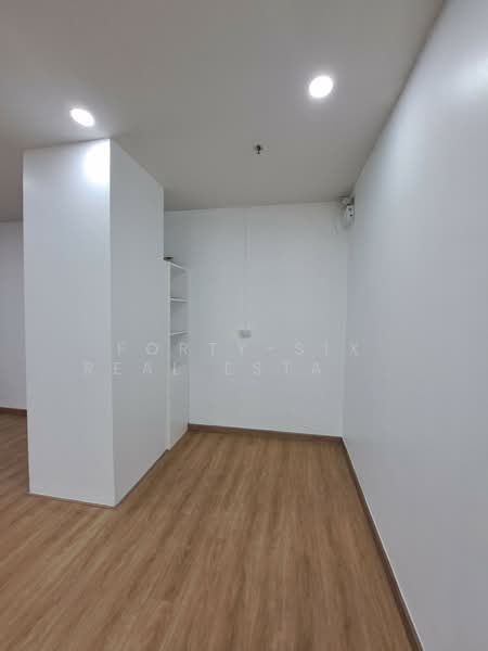 ให้เช่า! อาคารเจ้าพระยาทาวเวอร์ ใกล้รถไฟฟ้า ท่าเรือ, Bangkok, Bang Rak, Bangkok, , 69 sqm, Shophouse For Rent, by Forty-Six Real Estate Group, 500404980 - DDproperty.com