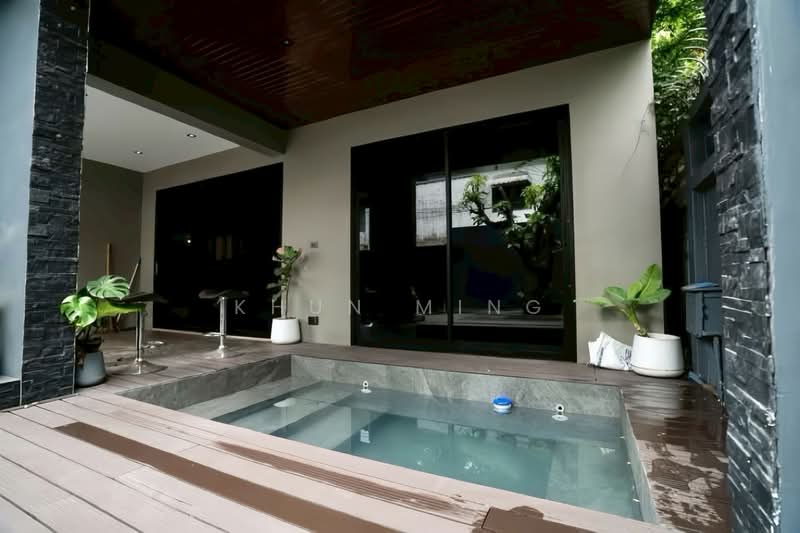 ให้เช่า Home Office Pool Villa ย่านลาดพร้าว ใกล้ MRT โชคชัย 4 (SPSMG43), กรุงเทพ, ลาดพร้าว, สะพานสอง, วังทองหลาง, กรุงเทพ, 250 ตร.ม., ทาวน์เฮ้าส์ ให้เช่า, โดย Khun Ming, 500405143 - DDproperty.com