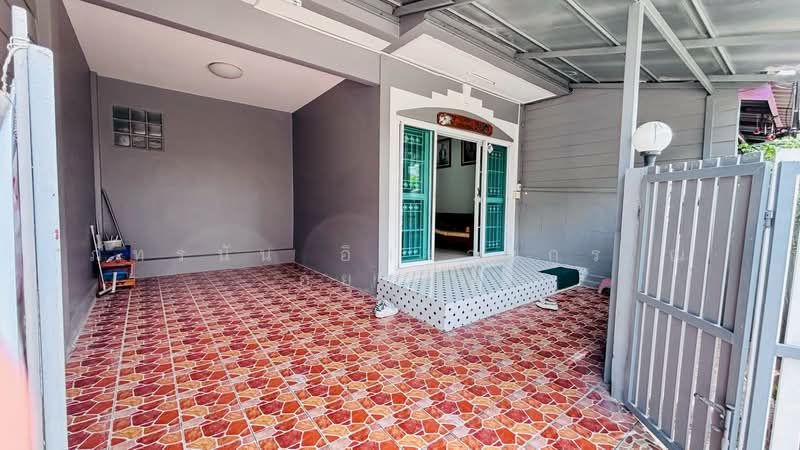 Lully Ville Lumlukka Klong 3, Pathum Thani, Lat Sawai, Lam Luk Ka, Pathum Thani, 3 Bedrooms, 75 sqm, Townhouse For Sale, by ภัทรนัน อิศรางกูร ณ อยุธยา, 500405158 - DDproperty.com
