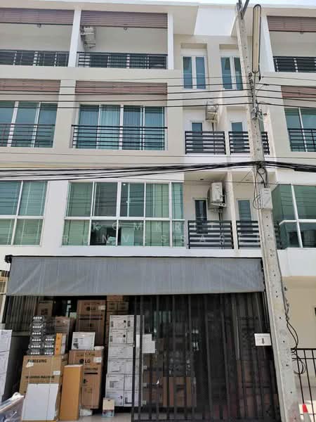 3-BR Townhouse, Bangkok, San Chao Pho Sua, Phra Nakhon, Bangkok, 3 Bedrooms, 259 sqm, Townhouse For Rent, by Komkrit Arunvessased, 500405177 - DDproperty.com