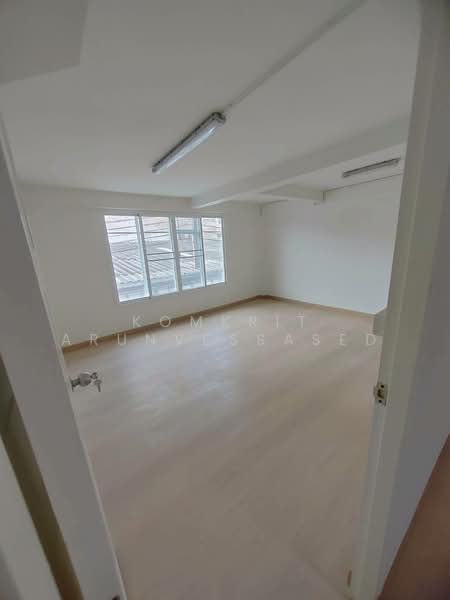 4-BR Townhouse, Bangkok, Samsen Nai, Phaya Thai, Bangkok, 4 Bedrooms, 445 sqm, Townhouse For Rent, by Komkrit Arunvessased, 500405187 - DDproperty.com