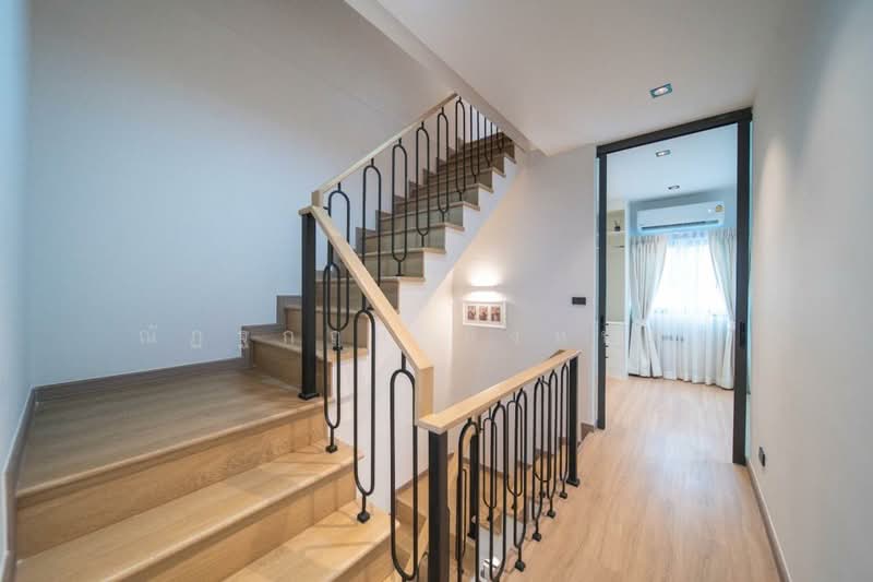 89 Residence Ratchada-Rama 9, Bangkok, Huai Khwang, Bangkok, 4 Bedrooms, 235 sqm, Single Detached House For Rent, by ณัฏฐกฤศ สิงหบุตร, 500405237 - DDproperty.com