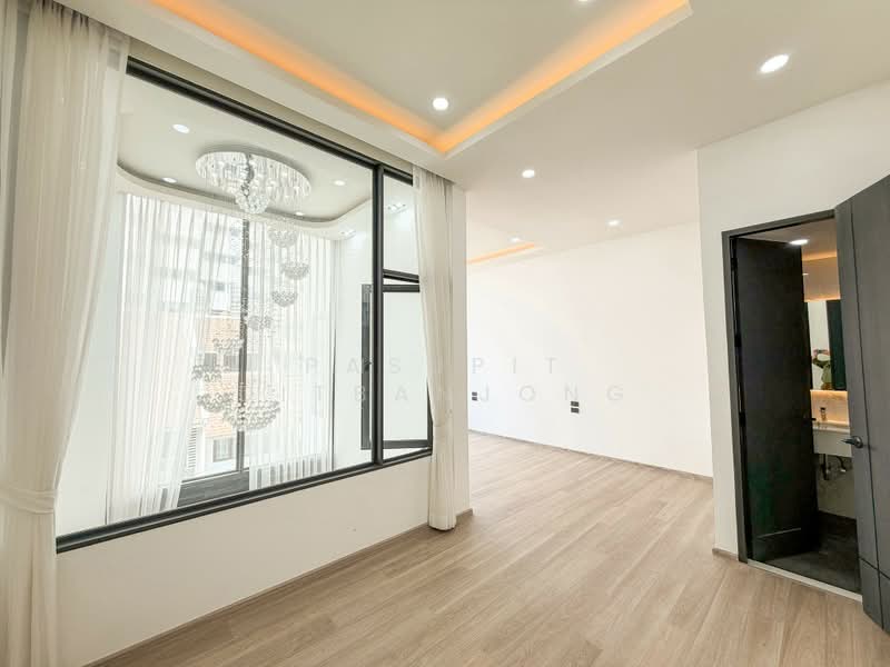 4-BR Townhouse, Bangkok, Khlongtoei Nua, Watthana, Bangkok, 4 Bedrooms, 250 sqm, Townhouse For Sale, by Pasupit Ditbanjong, 500405239 - DDproperty.com