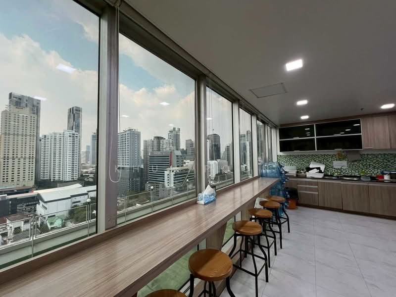 For Rent: Office Space in the Heart of Sukhumvit, Near BTS Phrom Phong (SPSSR290), Bangkok, สุขุมวิท, Khong Tan, Khlong Toei, Bangkok, , 518 sqm, Office Space For Rent, by Khun Poon, 500405265 - DDproperty.com