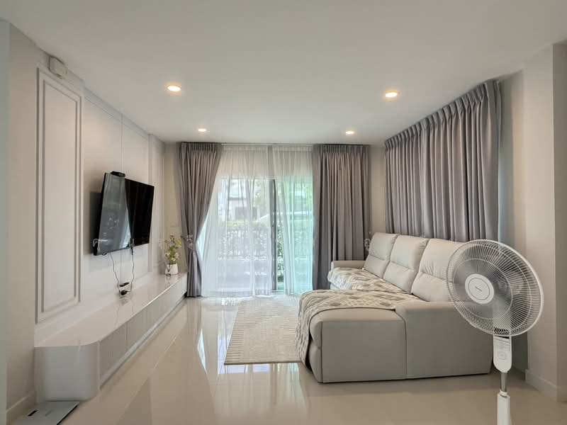 Centro Rama9-Krungthep Kreetha, Bangkok, Khlong Song Ton Nun, Lat Krabang, Bangkok, 4 Bedrooms, 252 sqm, Single Detached House For Rent, by คุณรวีวรรณ อู่เงิน, 500405313 - DDproperty.com