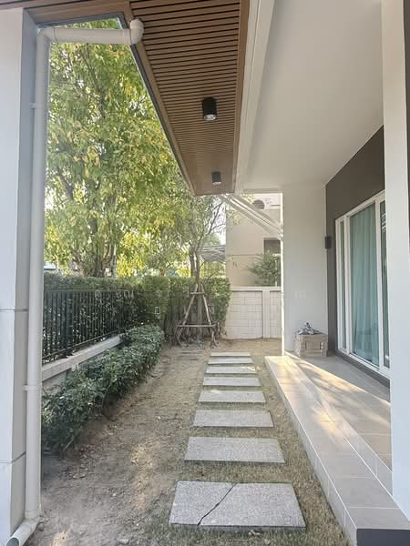 Centro Rama9-Krungthep Kreetha, Bangkok, Khlong Song Ton Nun, Lat Krabang, Bangkok, 4 Bedrooms, 252 sqm, Single Detached House For Rent, by คุณรวีวรรณ อู่เงิน, 500405313 - DDproperty.com