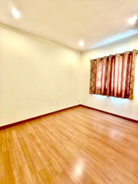 Passorn Pride Pinklao-Wongwaen, Nonthaburi, 154 Atchariya Phatthana Road, Sala Klang, Bang Kruai, Nonthaburi, 3 Bedrooms, 124 sqm, Single Detached House For Rent, by สรภพ ยอดไชย (สีฝุ่น), 500405362 - DDproperty.com