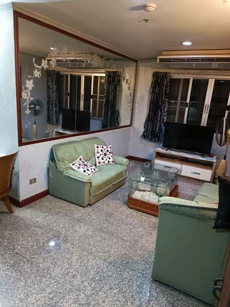 Witthayu Complex, Bangkok, 1673 New Petchaburi Road, Makkasan, Ratchathewi, Bangkok, 2 Bedrooms, 82 sqm, Condo For Rent, by Natthapong Laomahong, 500405385 - DDproperty.com