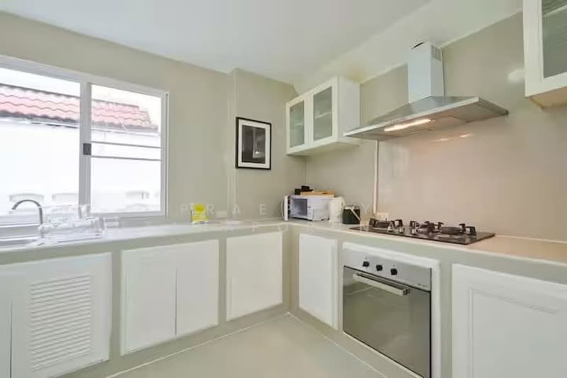 Townhome for rent, detached house style, Bangkok, Khlongtoei Nua, Watthana, Bangkok, 5 Bedrooms, 380 sqm, Single Detached House For Rent, by Praeploy Rattanapornnapapatch, 500405406 - DDproperty.com