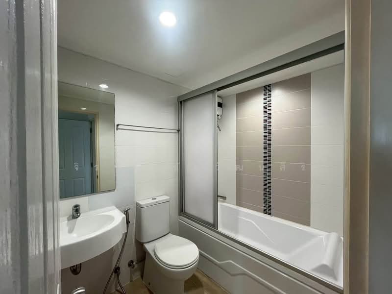 Lumpini Place Rama 9-Ratchada, Bangkok, Rama 9 Road, Huai Khwang, Bangkok, 2 Bedrooms, 72 sqm, Condo For Sale, by Jirayu Chaiyawattanasiri, 500405493 - DDproperty.com