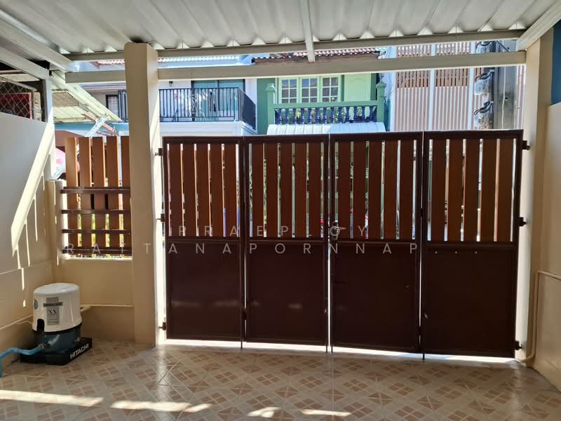 Maneeya Ville, Bangkok, Soi Wachiratham Sathit 12, Bang Chak, Phra Khanong, Bangkok, 2 Bedrooms, 110 sqm, Single Detached House For Rent, by Praeploy Rattanapornnapapatch, 500405522 - DDproperty.com