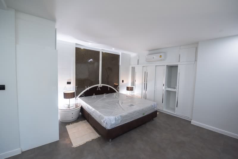 President Park Sukhumvit 24, Bangkok, 99 Sukhumvit 24 Alley, Khlongtoei Nua, Watthana, Bangkok, 3 Bedrooms, 265 sqm, Condo For Rent, by Hathaichanok Saenset, 500405553 - DDproperty.com