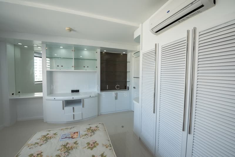President Park Sukhumvit 24, Bangkok, 99 Sukhumvit 24 Alley, Khlongtoei Nua, Watthana, Bangkok, 3 Bedrooms, 265 sqm, Condo For Rent, by Hathaichanok Saenset, 500405553 - DDproperty.com