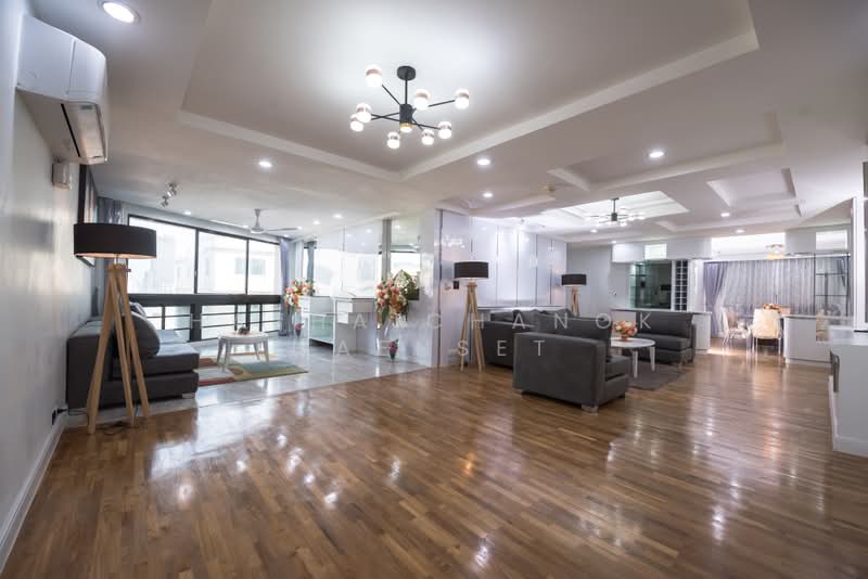 President Park Sukhumvit 24, Bangkok, 99 Sukhumvit 24 Alley, Khlongtoei Nua, Watthana, Bangkok, 3 Bedrooms, 265 sqm, Condo For Rent, by Hathaichanok Saenset, 500405553 - DDproperty.com