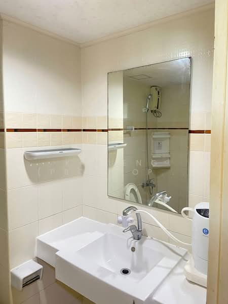 Lumpini Place Narathiwas-Chaopraya, Bangkok, 1298 Rama 3 Road, Chong Nonsi, Yan Nawa, Bangkok, 1 Bedroom, 22 sqm, Condo For Sale, by Kanueng (Pro) Noppornpitak, 500405557 - DDproperty.com