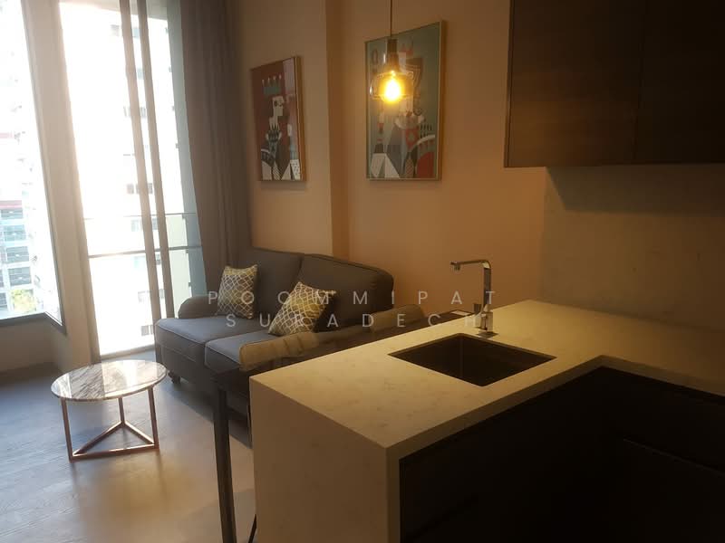 The Esse Asoke, Bangkok, 333 Soi Sukhumvit 21, Sukhumvit Road, Khlongtoei Nua, Watthana, Bangkok, 1 Bedroom, 37 sqm, Condo For Rent, by Poommipat Suradech, 500405565 - DDproperty.com