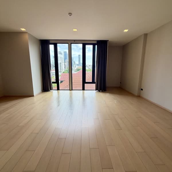 Kalm Penthouse, Bangkok, Soi Phetchaburi 47, Lane 2, Bang Kapi, Huai Khwang, Bangkok, 3 Bedrooms, 226 sqm, Condo For Sale, by อลงกต คำนวรพร, 500405569 - DDproperty.com
