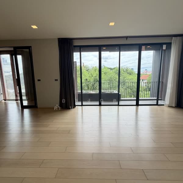Kalm Penthouse, Bangkok, Soi Phetchaburi 47, Lane 2, Bang Kapi, Huai Khwang, Bangkok, 3 Bedrooms, 226 sqm, Condo For Sale, by อลงกต คำนวรพร, 500405569 - DDproperty.com
