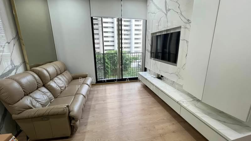 Noble BE19 Sukhumvit, Bangkok, 89 Sukhumvit 19 Alley, Khlong Tan Nua, Watthana, Bangkok, 2 Bedrooms, 61 sqm, Condo For Rent, by Banjarat Thanomchat, 500405618 - DDproperty.com