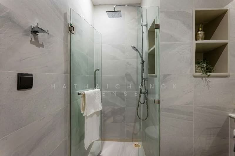 Rhythm Ekkamai Estate, Bangkok, Soi Sukhumvit 63, Khlongtoei Nua, Watthana, Bangkok, 2 Bedrooms, 82 sqm, Condo For Rent, by Hathaichanok Saenset, 500405628 - DDproperty.com