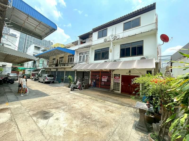 ขาย อาคารพาณิชย์ 2 คูหา ซอยภูมิจิตร (ซอยสุขุมวิท 46), กรุงเทพ, พระโขนง, คลองเตย, กรุงเทพ, 240 ตร.ม., ตึกแถว-อาคารพาณิชย์ ขาย, โดย กรณวัสส์ กัณฑวัสส์วงส์, 500405631 - DDproperty.com