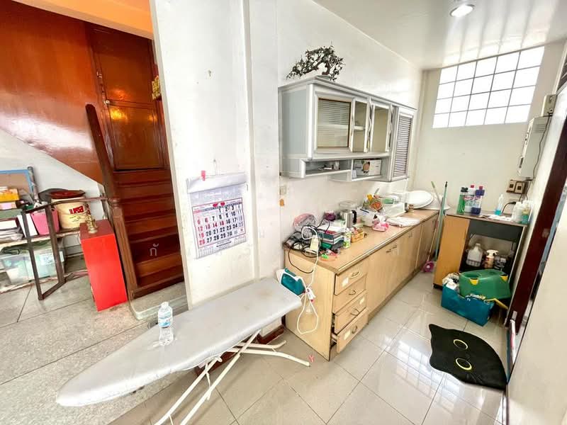 ขาย อาคารพาณิชย์ 2 คูหา ซอยภูมิจิตร (ซอยสุขุมวิท 46), Bangkok, Phra Kanong, Khlong Toei, Bangkok, , 240 sqm, Shophouse For Sale, by กรณวัสส์ กัณฑวัสส์วงส์, 500405631 - DDproperty.com