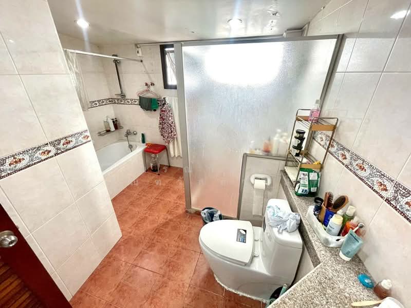 ขาย อาคารพาณิชย์ 2 คูหา ซอยภูมิจิตร (ซอยสุขุมวิท 46), Bangkok, Phra Kanong, Khlong Toei, Bangkok, , 240 sqm, Shophouse For Sale, by กรณวัสส์ กัณฑวัสส์วงส์, 500405631 - DDproperty.com