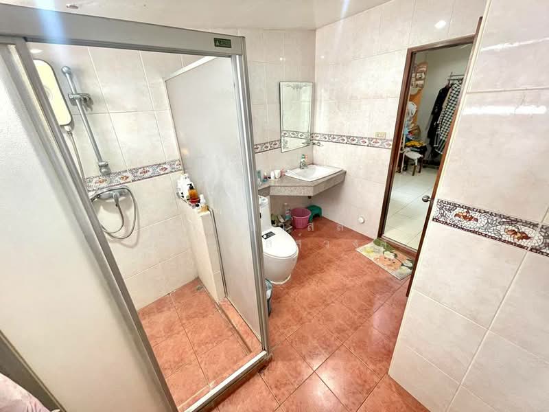 ขาย อาคารพาณิชย์ 2 คูหา ซอยภูมิจิตร (ซอยสุขุมวิท 46), Bangkok, Phra Kanong, Khlong Toei, Bangkok, , 240 sqm, Shophouse For Sale, by กรณวัสส์ กัณฑวัสส์วงส์, 500405631 - DDproperty.com